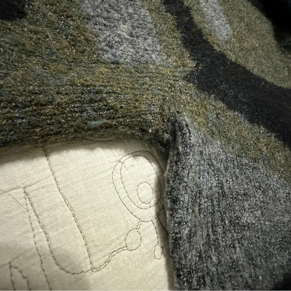 Anthropologie Moth M Cobie Funnel Neck Camo Sweater - Picture 10 of 12